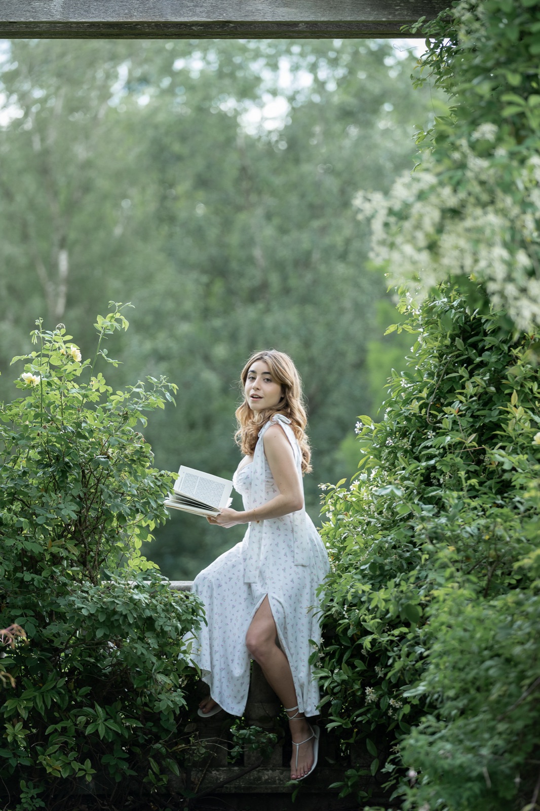 Portrait and fashion photograph by Ainhoa Barrio